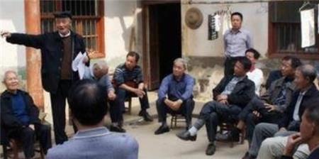 一箱200年前的旧书揭开一盛世家族m6米乐长沙老师清理祖传老宅发现(图2)