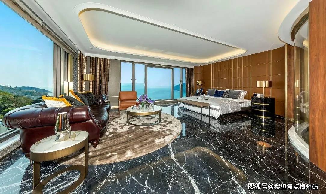 宅开启极致奢华生活篇章米乐m6网站香港海景豪(图3)