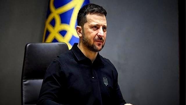 斯基的头签投降协议不签也得签大结局真的要来了美国按着泽连(图4)