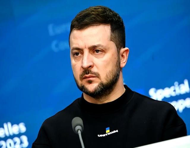 斯基的头签投降协议不签也得签大结局真的要来了美国按着泽连(图5)