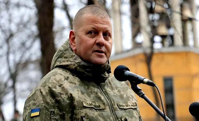 斯基的头签投降协议不签也得签大结局真的要来了美国按着泽连(图8)